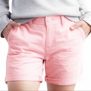 🆕 Levi’s Classic Chino Shorts